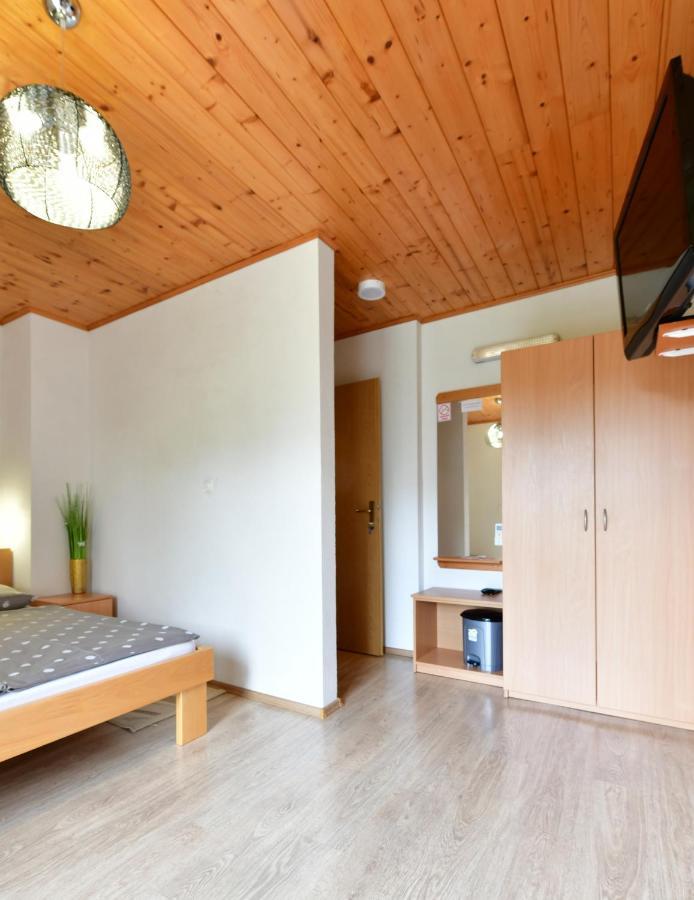 Rooms Toni Селиште-Дрежничко Экстерьер фото